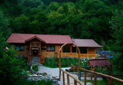 Complex Cabane MA Transalpina , Șugag